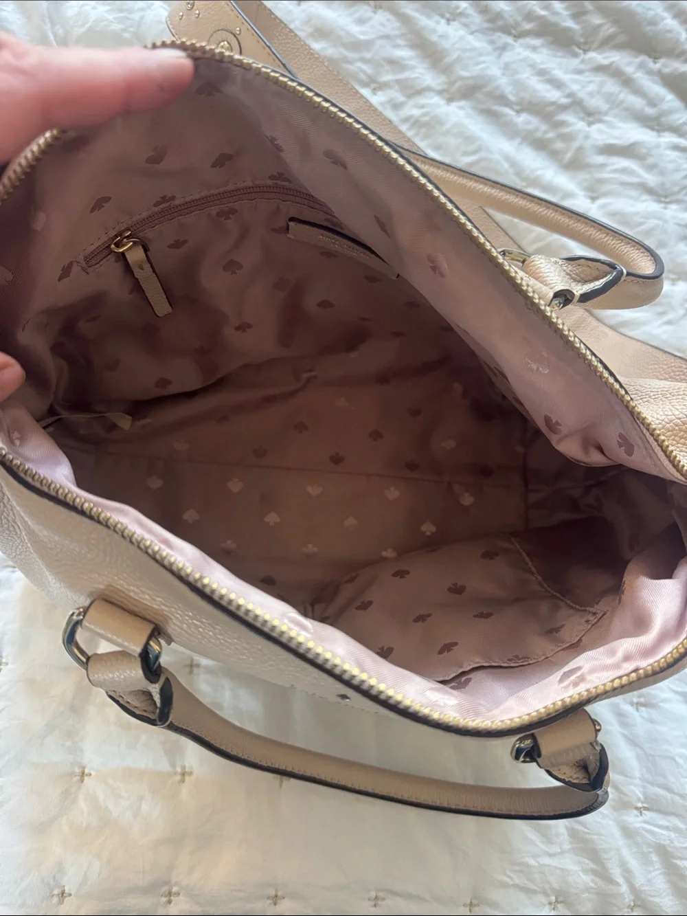 kate spade Pebbled beige purse with Detachable Strap